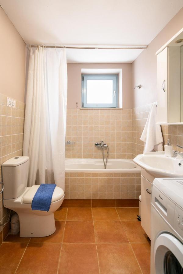 Beachfront Villa Turquoise With Private Pool, Bbq And Ping Pong Table Chania  Exteriör bild
